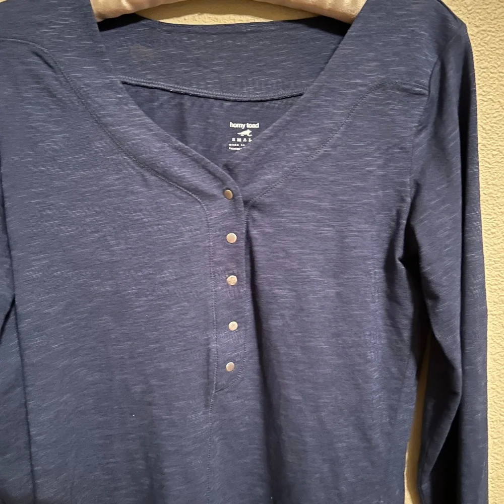 Horny Toad Women's Long‎ Sleeve Blue Small Top